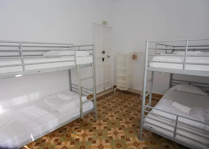 Bbtk Bed And Bike Málaga
